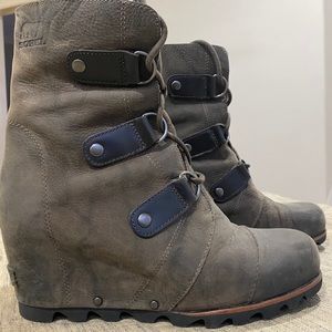 Sorel Women’s Boots, size 9